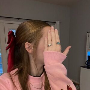 Meet your Posher, Neleh ❤️🎶